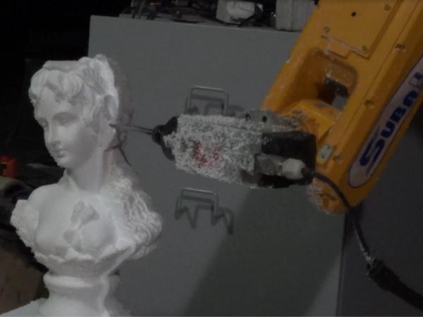 Robots Carve Sculptures Foam Engraving Machine Clothing Architectural