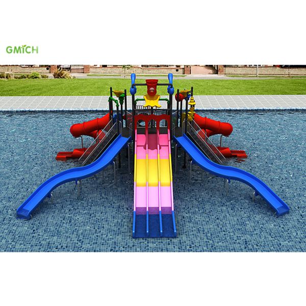 Freely Design Large Water Slide Outdoor Water Play Equipment 1390*1240*550CM