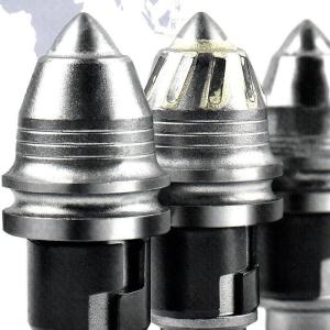 Os acessórios do furo giratório furam o corte do carboneto de tungstênio reto