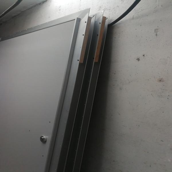 900x1900mm Aço Galvanizado EMI RF Porta blindada para gaiola de Faraday