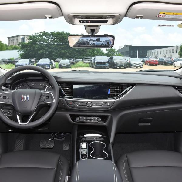 2024 Hot Bui-ck Regal 25T Super Enjoy Versión Velocidad 4 puertas 5 asientos Sedan Vehículo energético Fabricado con par máximo Nm 250