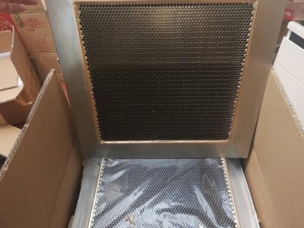Durabilité élevée Ventilateur à ondes de nid d' abeille Poids léger