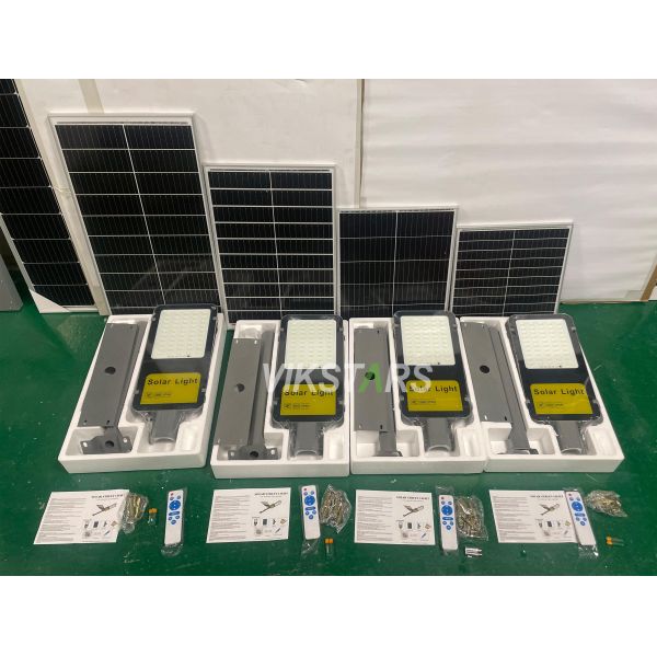 200W 300W 400W 500W Classsic Aluminum Solar Street Lights For Village Yard Outdoor