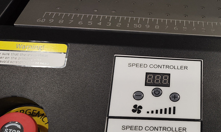 Лист автоматического УЛЬТРАФИОЛЕТОВОГО планшетного принтера принтера AC110V ультрафиолетового акриловый стальной