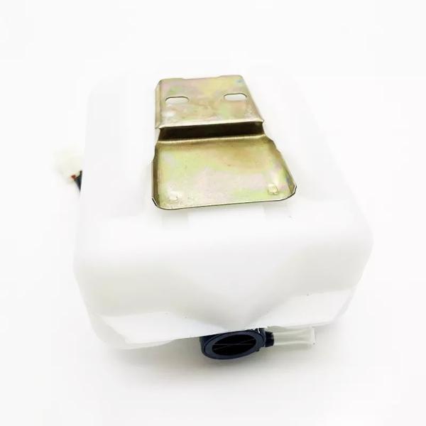  360 210 55 60 Excavator Replacement Parts Daewoo 300 220-5 DX60 CAT307 E320C Kobelco Water Tank Hyundai 9 Kettle