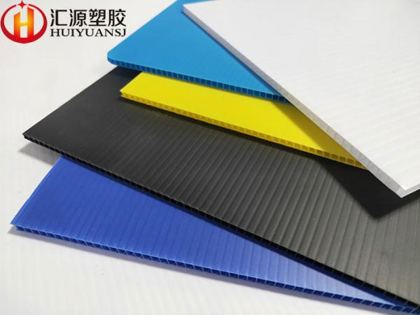 Corona Treated 48 x 96 Corrugated Plastic Sheets