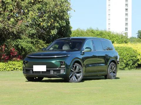 Li Xiang L9 The Perfect Blend of Style and Functionality in an Electric Touring Car