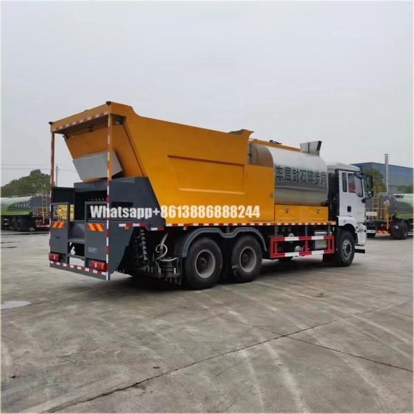 SHACMAN  3000L  6*4  Asphalt Spilling Truck   Synchronous Gravel Sealing Truck