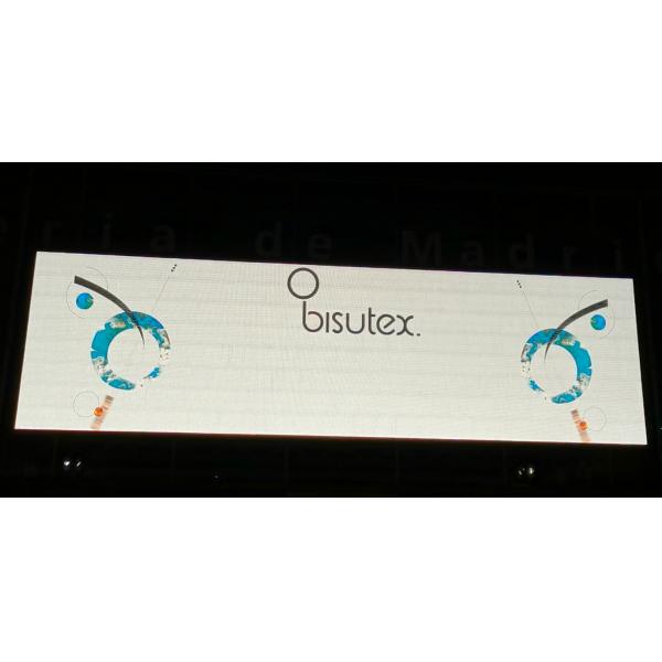 11520Hz 7800cd/Sqm Outdoor LED Mesh Screen 260W/m2 58mm Thickness