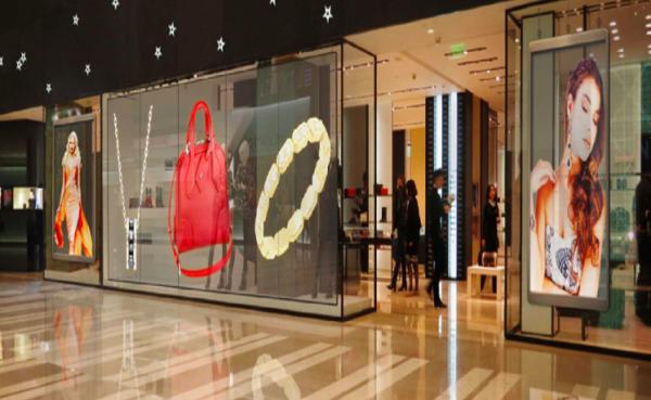 P7 Transparent Glass LED Display Indoor Advertising 1000×1000 Mm Panel Size