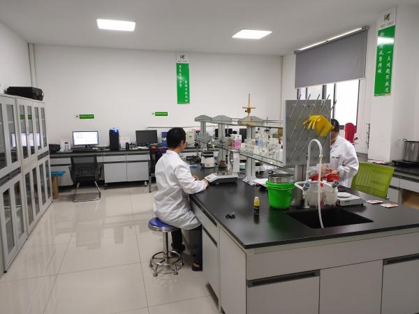 A China fornece espessantes compostos em pó de goma de konjac para produtos de carne