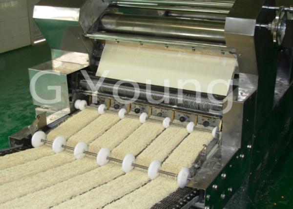 50-100g / Cake Instant Noodle Production Line 200 000 Cakes 800mm Roller Fried Bag