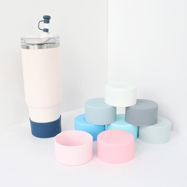 Силиконовые крышки бутылки Бутылки для воды Овала 7,5 см 40 унций Противоскользнущая защитная рукава Нижняя рукава Чашечная крышка Аксессуары