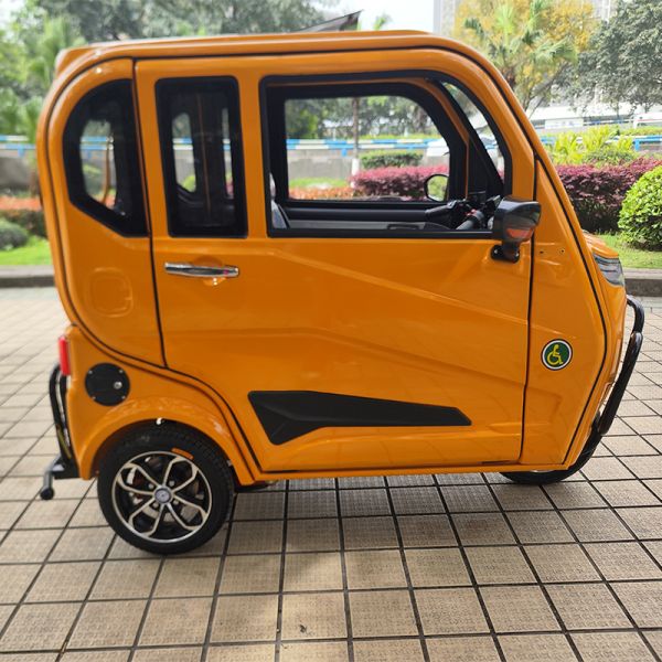 125CC Enclose Gasoline Tricycle Passenger Petrol trike with Auto-clutch