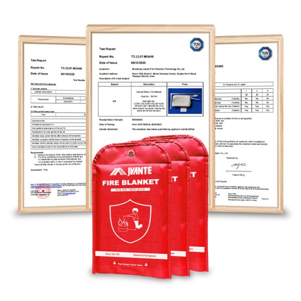1.5m x 1.5m Fiberglass Fire Extinguisher Blanket Kitchen Emergency Flame Retardant Cover with Wall Mount Storage Bag