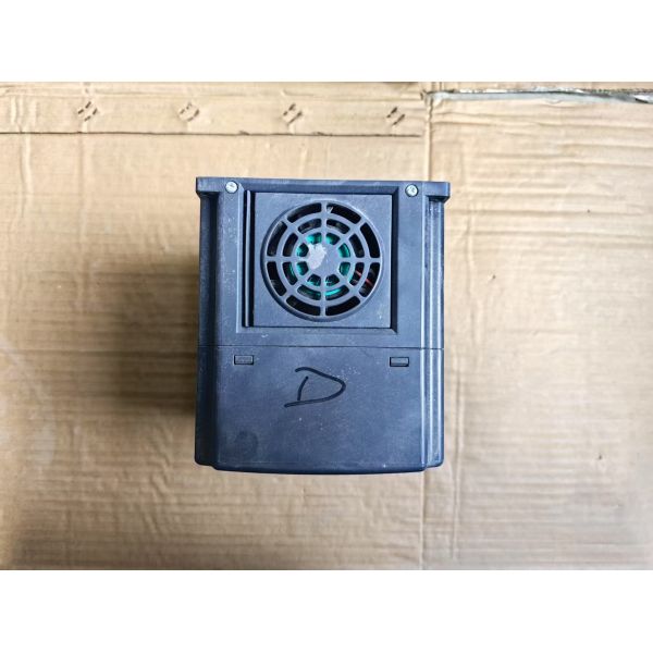 Original New INVT VFD VSD Frequency Inverter Converter AC Motor Variable Frequency Driver CHF100A-1R5G-2 Single Phase 220V 1.5KW