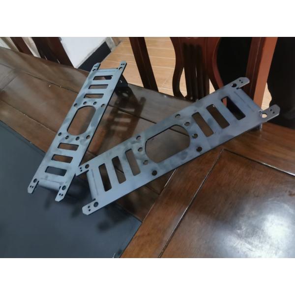 Precision Metal Stamping Brackets | Custom Industrial Mounting Plates | METS