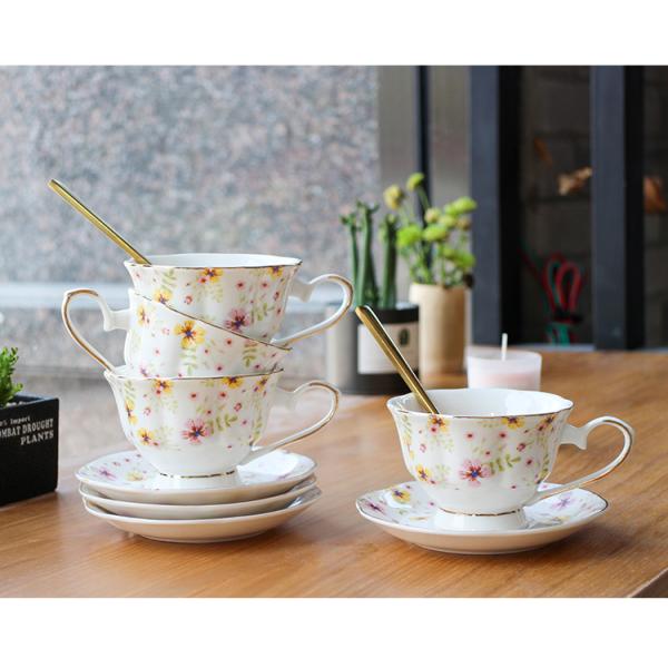 Подарите своим гостям в стиле этот турецкий чайный набор включает керамические чашки и тарелку