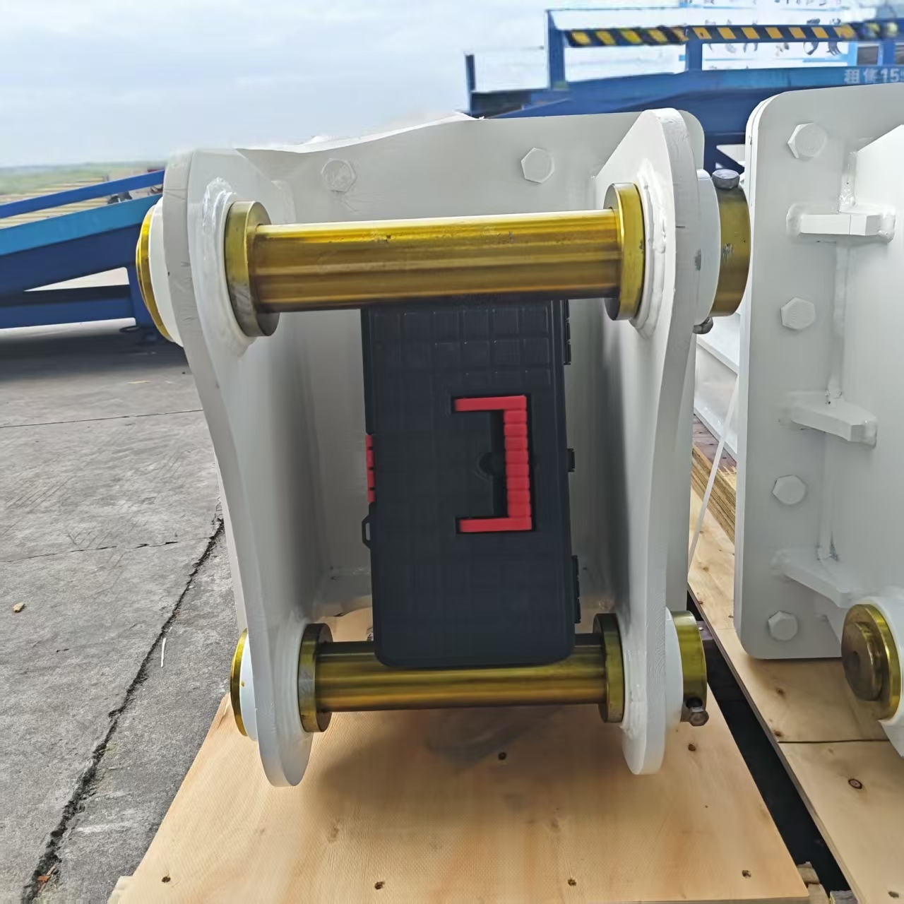 Soosan SB50 Straight Hydraulic Breaker  High-Impact Hammer for 10-12 Ton Excavators