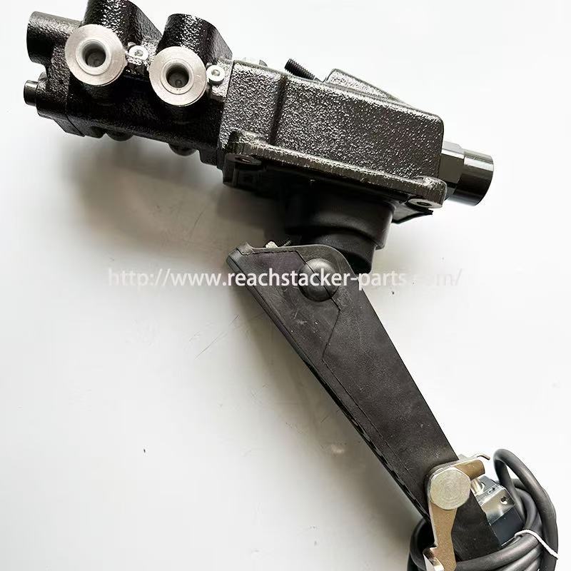 2577.020.0009 Brake pedal Fantuzzi Spare Parts