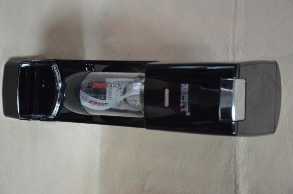 Electrolytic Home Soda Water Maker / Club Soda Maker With A CO2 Cylinder