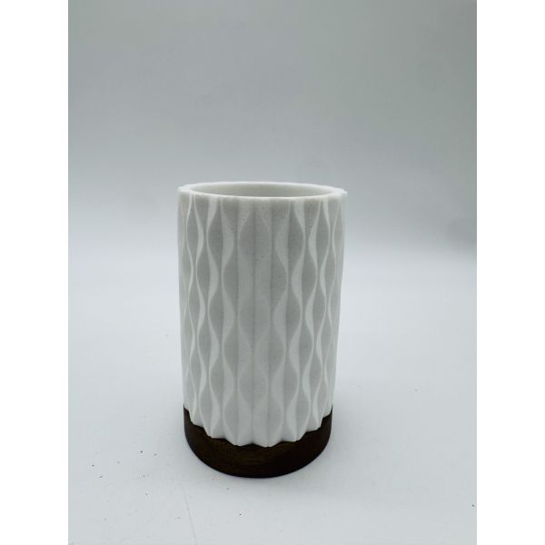 Sand Stone bathroom accessories soap dispenser round with diamond dot and wood accessories toothbrush cup
