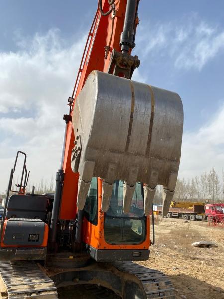Buy Doosan DX150-9C Excavator with 0.58 m3 Bucket Capacity and 15000 KG Machine Weight