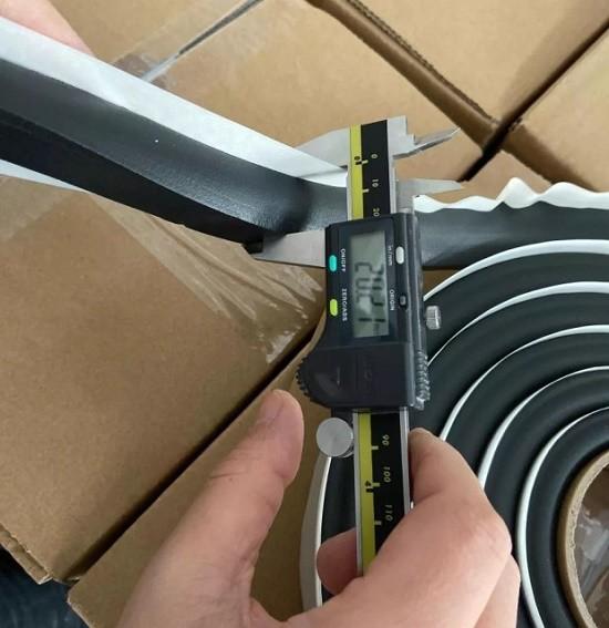 17mm X17mm Waterproof Sealing Material Dependable Solution for Waterproofing
