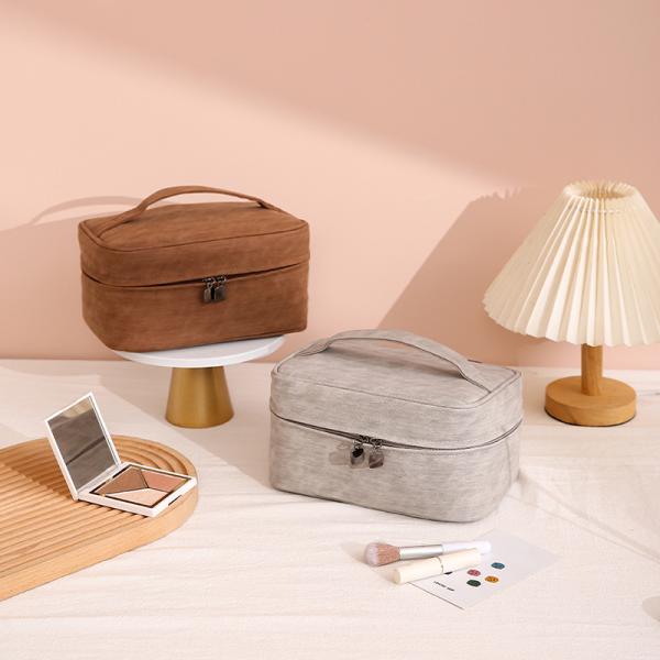Outdoor and Travel Essential Waterproof Cosmetic Bag for Women