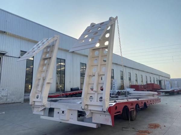 Dual Line Braking System Car Semi Trailer with 53 Feet Length and Durable Double Star Tires