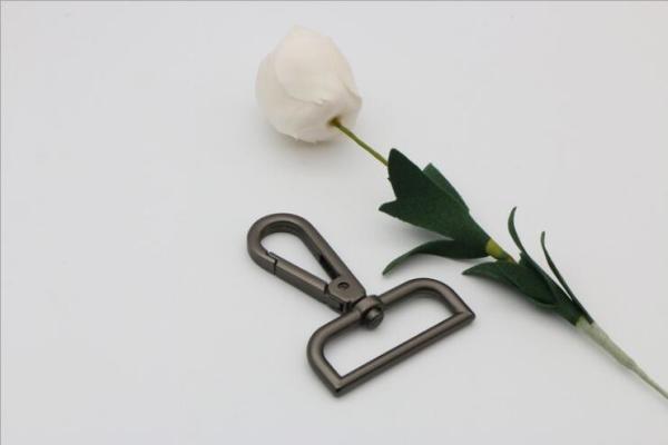 Good quality plating gunmetal color 38.5 mm metal snap hook lanyard for purse