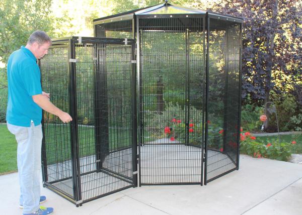 8' Dia Outdoor Parrot Aviary Wire Mesh Galvanized / Powder Coating Surface
