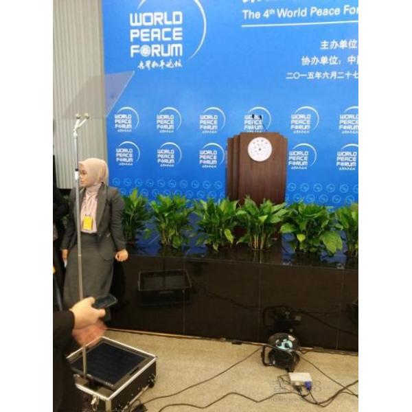 Teleprompter de discursos 17HY 17 pulgadas Teleprompter presidencial de conferencias con monitor