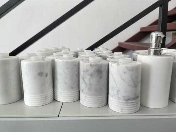 Dispensador de jabón de mármol de lujo Conjuntos de baño de piedra hechos a mano para el hogar