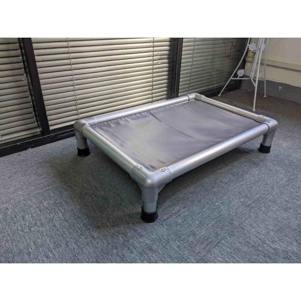 Waterproof Customized Aluminum Frame Dog Bed for Large Dogs Easy to Wash Luxury Pet Bed