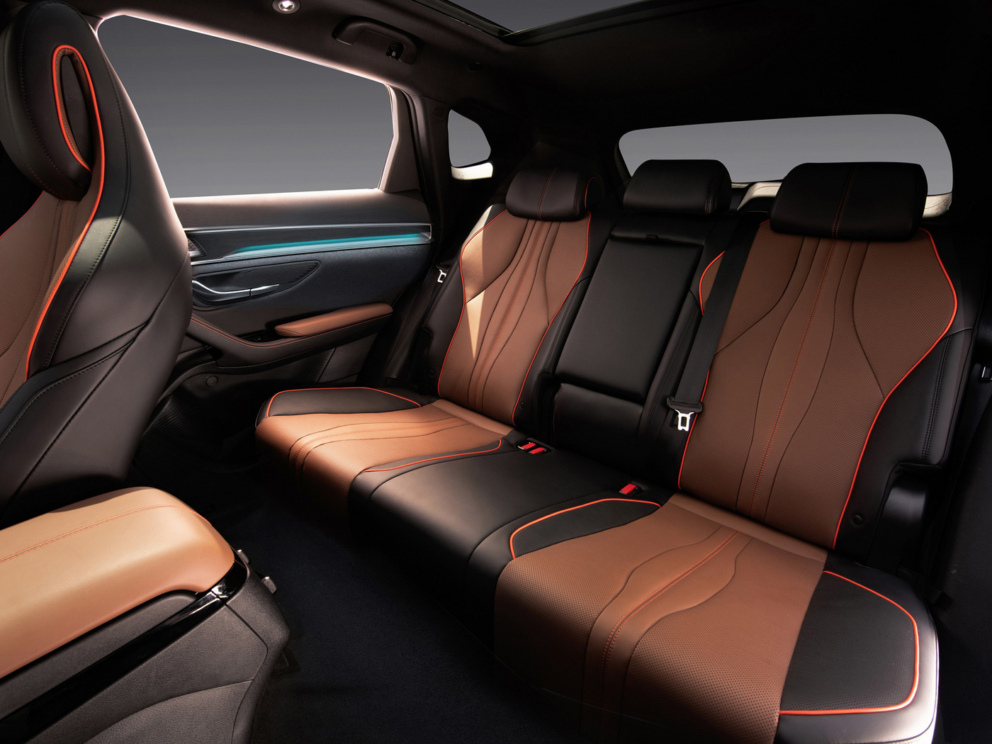 5-местный электромобиль BYD Song Electric Cars DM-I Compact SUV