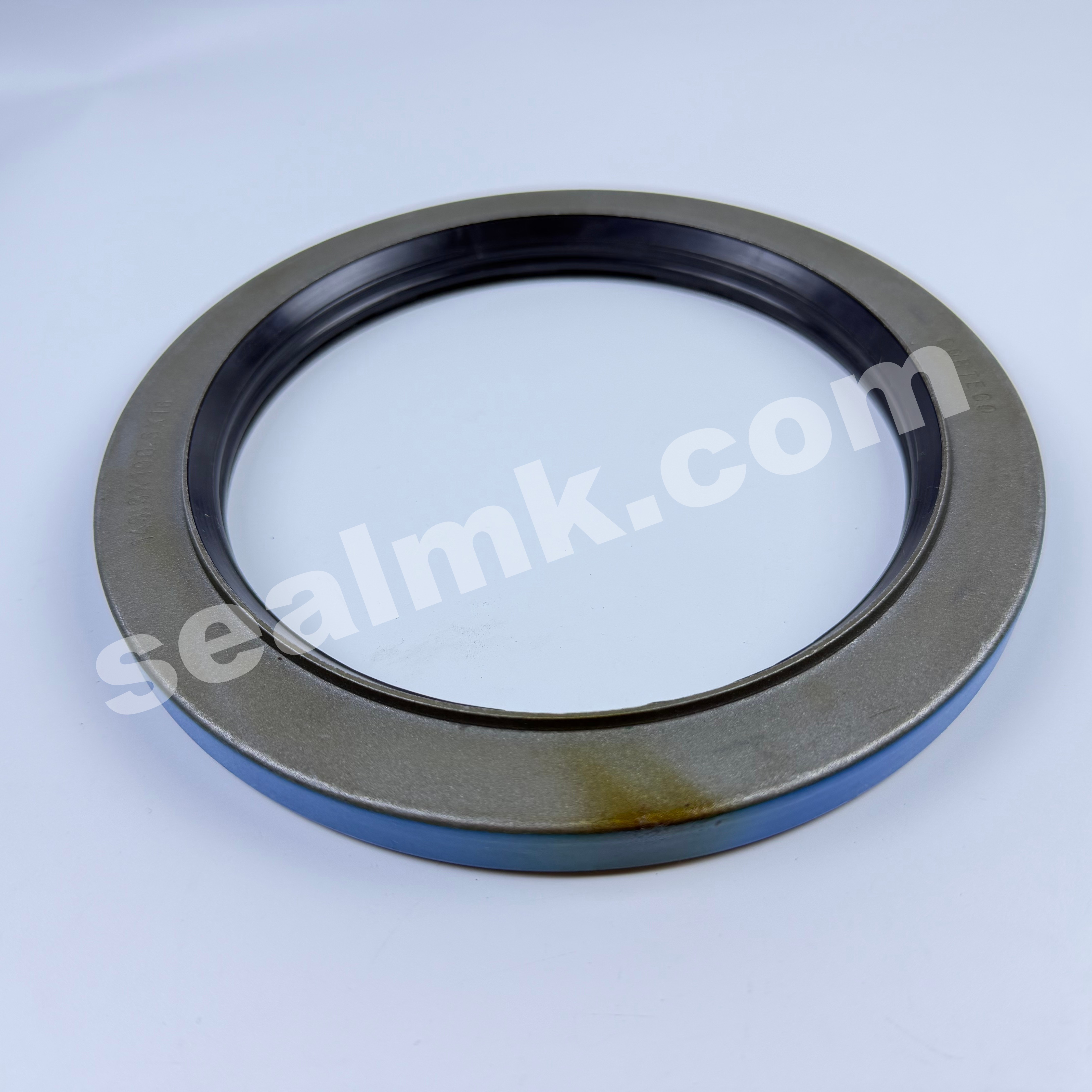 143.3 x 190.5 x 16; suitable for Case and New Holland heavy-duty tractors; part numbers 128648A1, 87588941 or 87588941K, 8788941, 328500A1.
