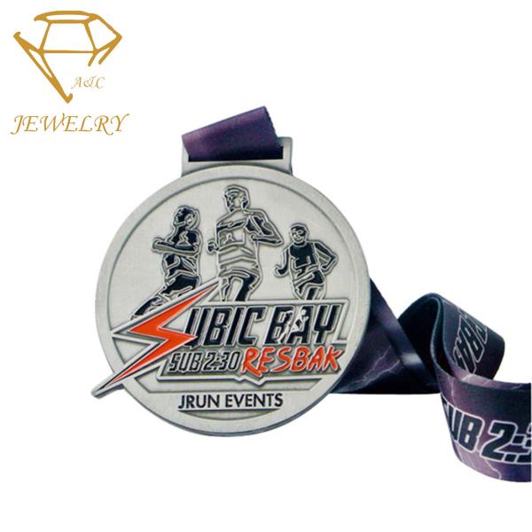 High Polishing Round Enameled Personalised Running Medals