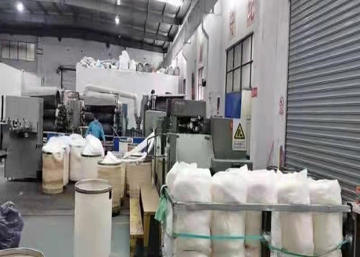 Волокно высокого полиэстера 0.9D усушки 25mm синтетическое закручивать шерстей