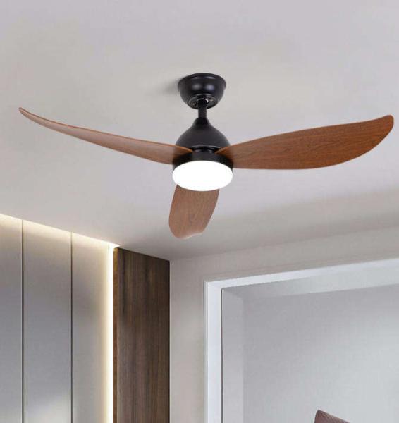 Ventilateurs de plafond avec lumières en tailles 42 et 52 avec 3 pales en ABS, moteur DC silencieux, réglages de vitesse ajustables