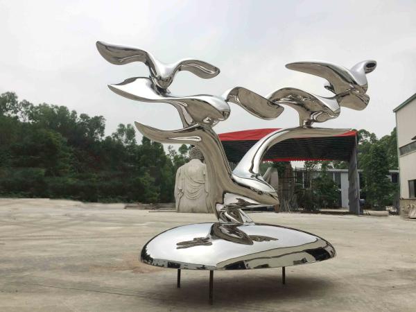 Esculturas animais do metal de aço inoxidável feito sob encomenda do tamanho para ornamento do jardim