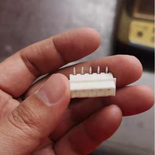 Доступные цены на сенсоры для белого зала