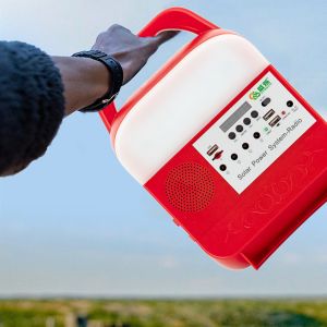 Petit voyage portatif à la maison Powerbank de chargeur de batterie de système d'éclairage de panneau d'énergie solaire