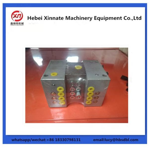 8 12 16 Holes Putzmeister Concrete Pump Parts Lithium 6 Holes Grease Distributor