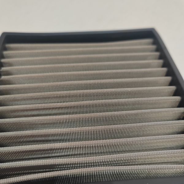 Plain Weaving Stainless Steel Wire Mesh SS 304 316L 2205 for Filter Cylinder with Customizable Size