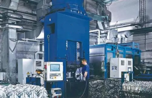 Механического молота металла машины прессы винта CNC безредукторной передачи кузнечнопрессовая машина J58K-1000 электрического горячая