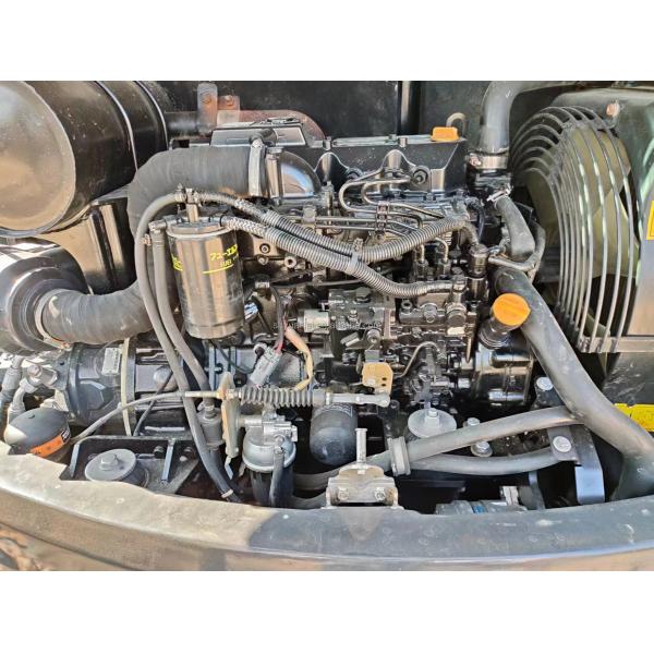 Le moteur YANMAR est utilisé dans la pelle Doushan DX60 de 6 tonnes