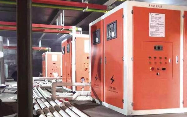 超熱防止と金属加工産業用 129 周波数電圧溶融炉
