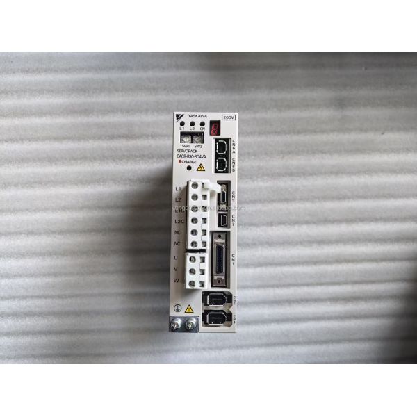 Yaskawa 100W AC Servo Drive 230V 50~60HZ CACR-R90-S04VA for PLC Programming Industrial Control with Dedicated Controllers