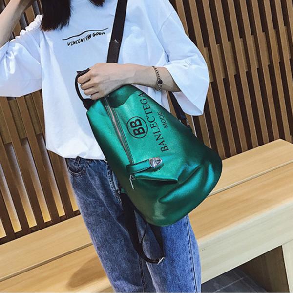 Shoulder bag female 2018 new fashion Joker student leisure small backpack fairy bag